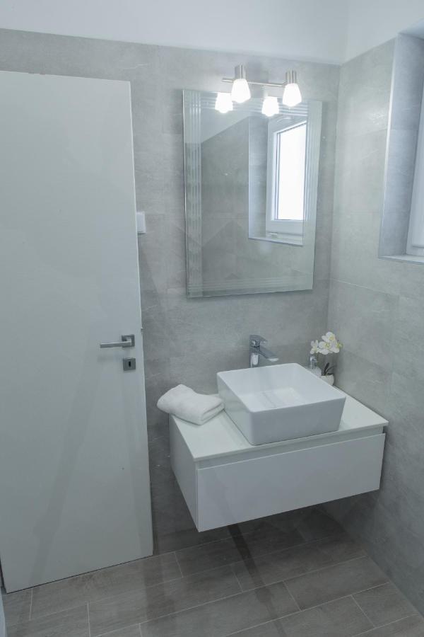 Duplex Marija Near The Old Town Apartment